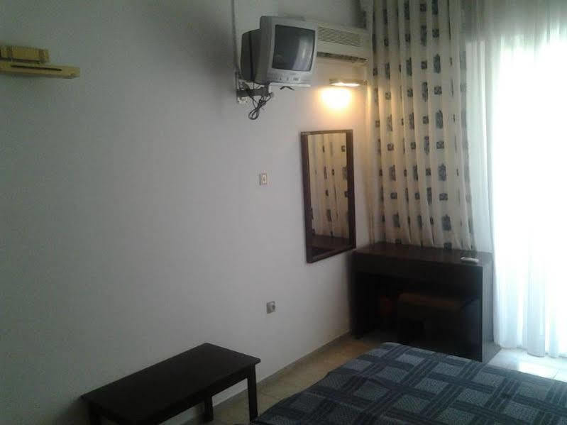 Oasis Hotel Masouri Exterior foto